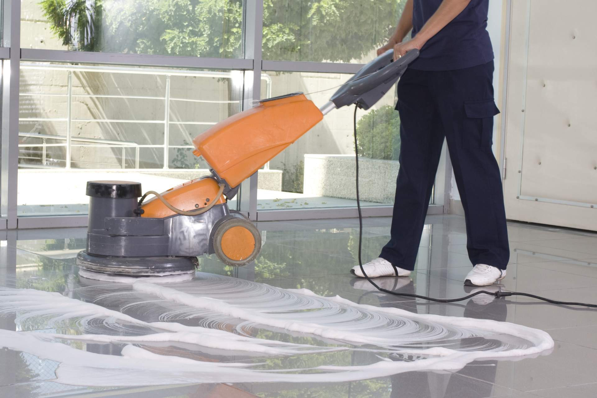 professional cleaning tile